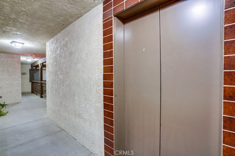 1150 W 13th Street W 303