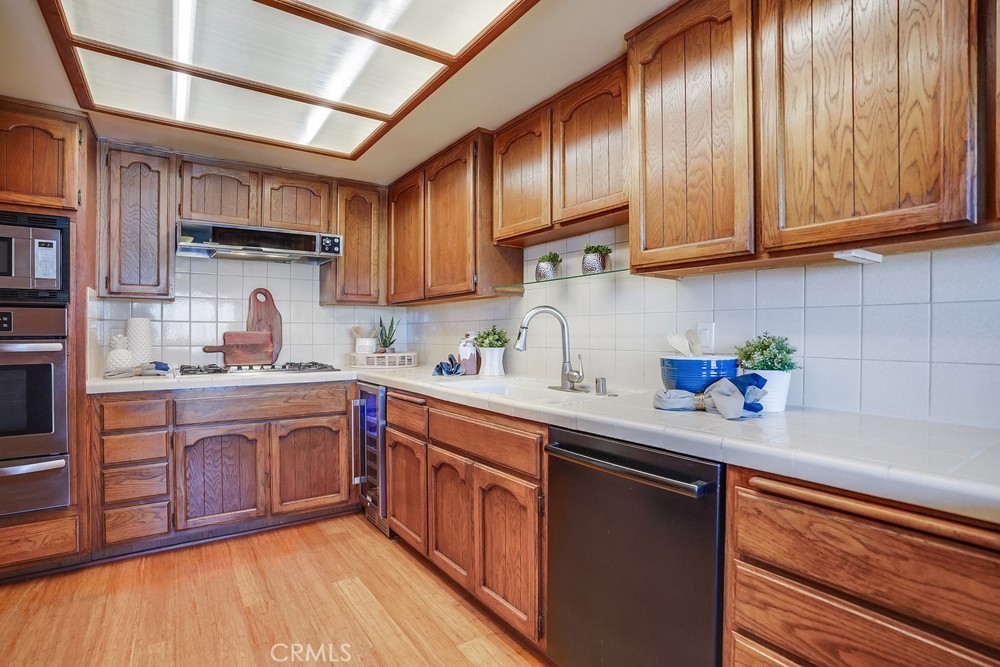 1150 W 13th Street W 303