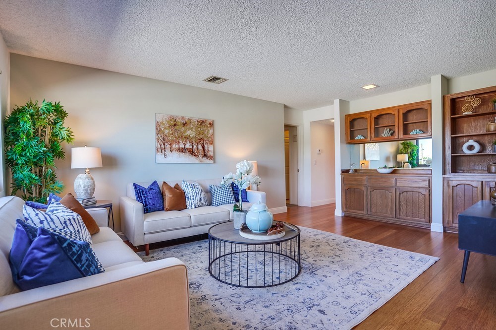 1150 W 13th Street W 303