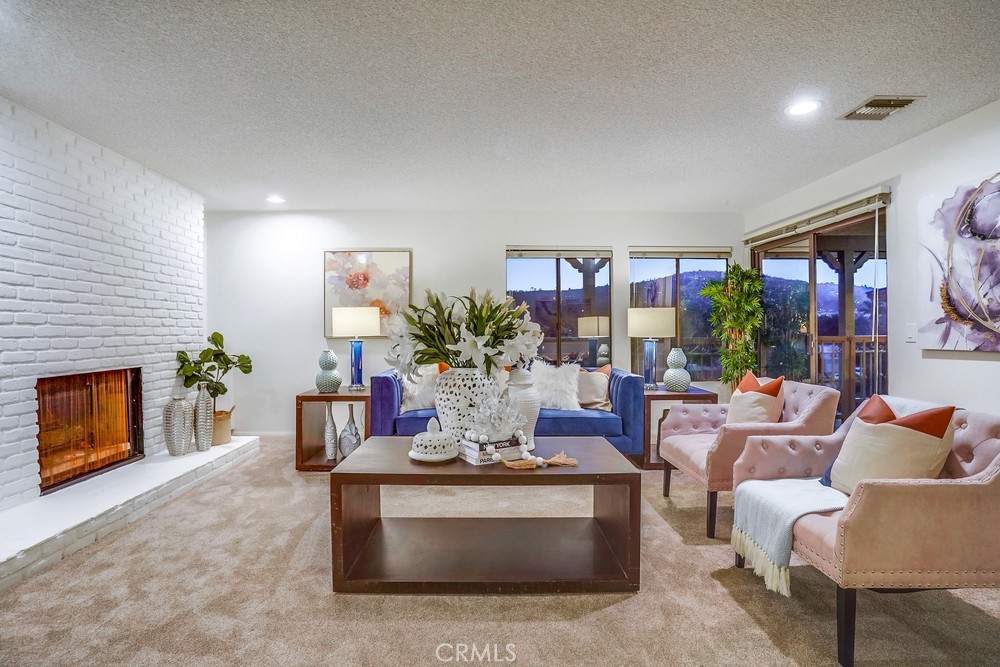 1150 W 13th Street W 303