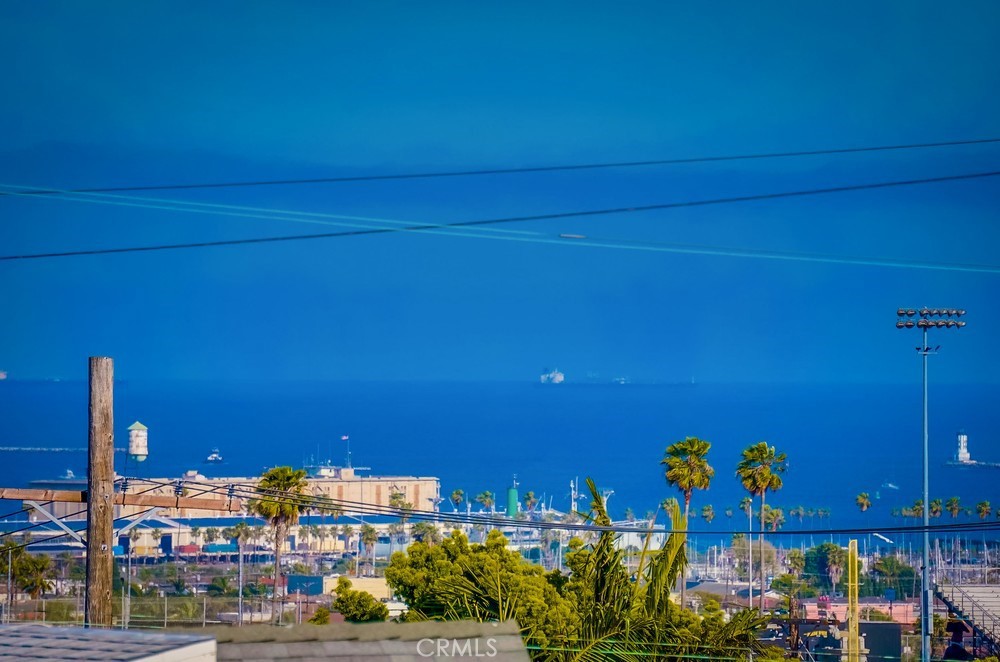 1150 W 13th Street W 303