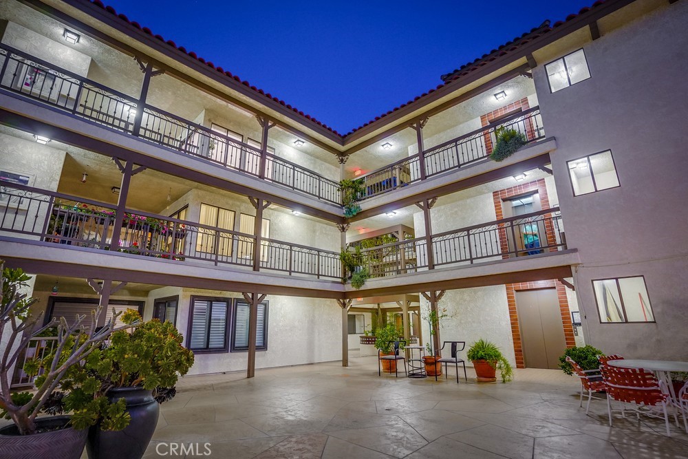 1150 W 13th Street W 303