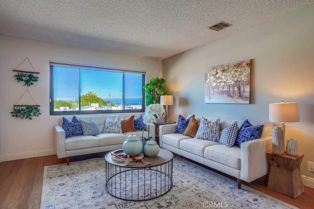 1150 W 13th Street W 303