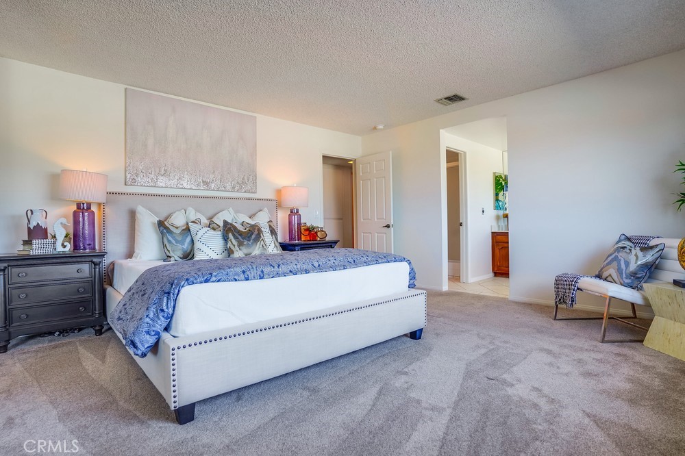 1150 W 13th Street W 303