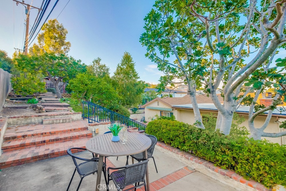 2038 Santa Rena Drive