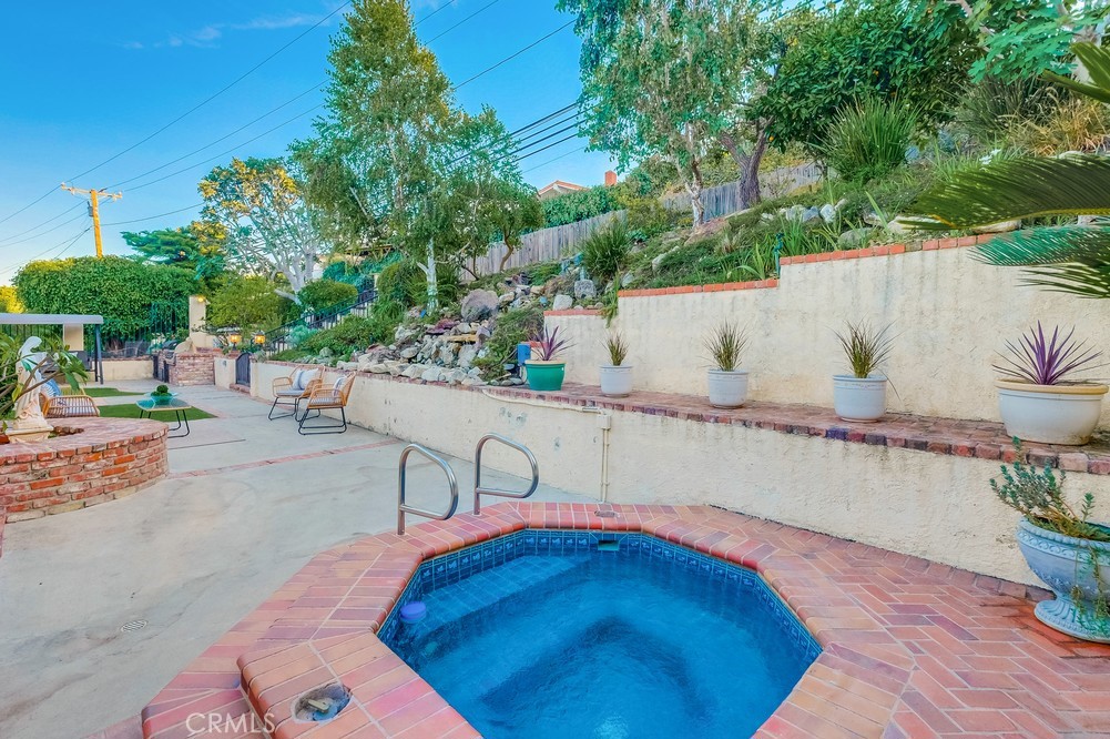 2038 Santa Rena Drive