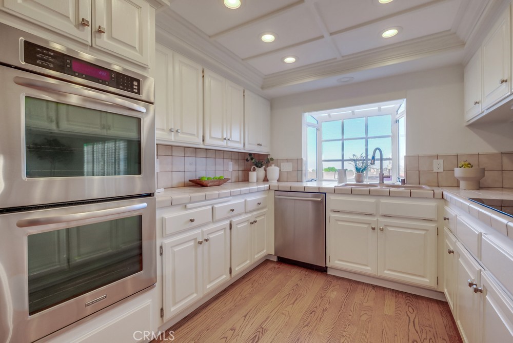 2038 Santa Rena Drive