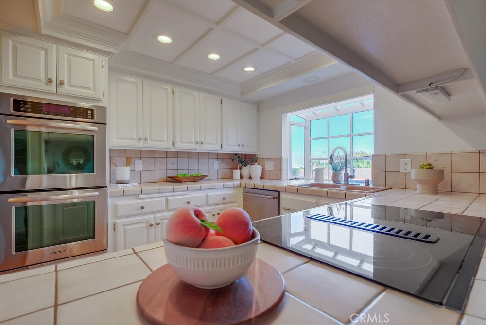 2038 Santa Rena Drive