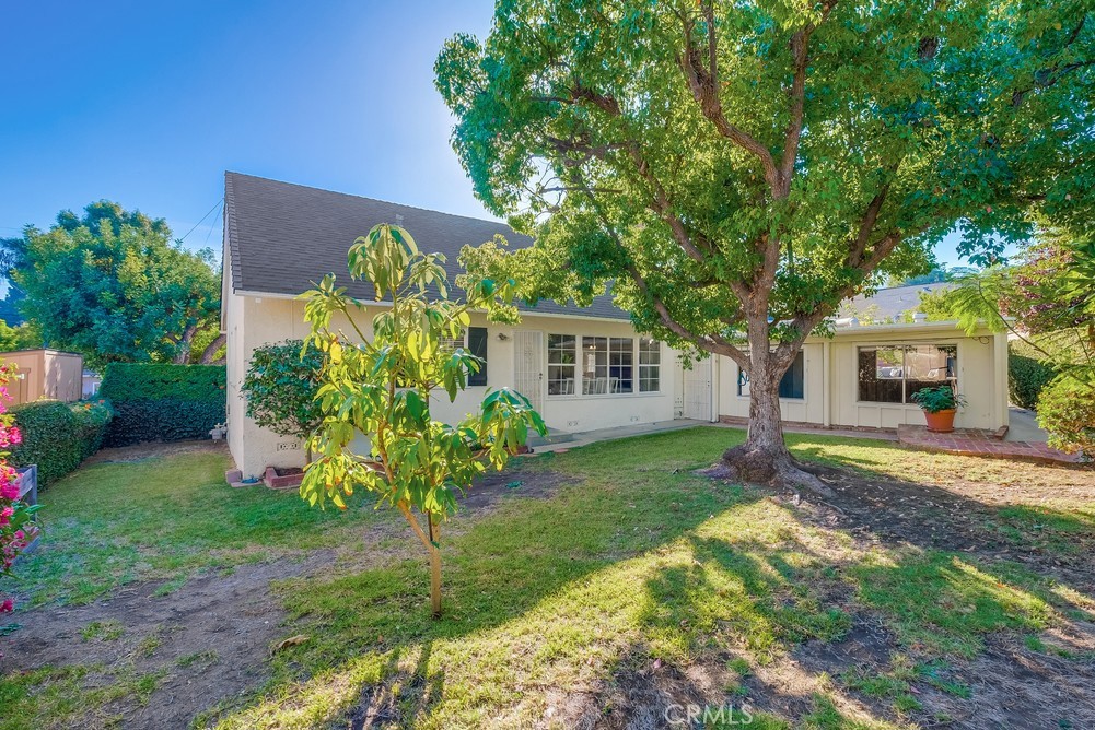 1606 W Santa Cruz Street