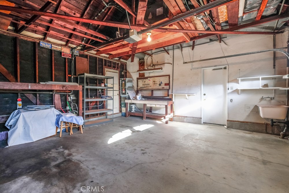 1606 W Santa Cruz Street