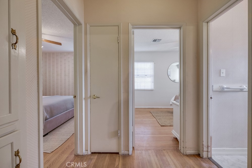 1606 W Santa Cruz Street