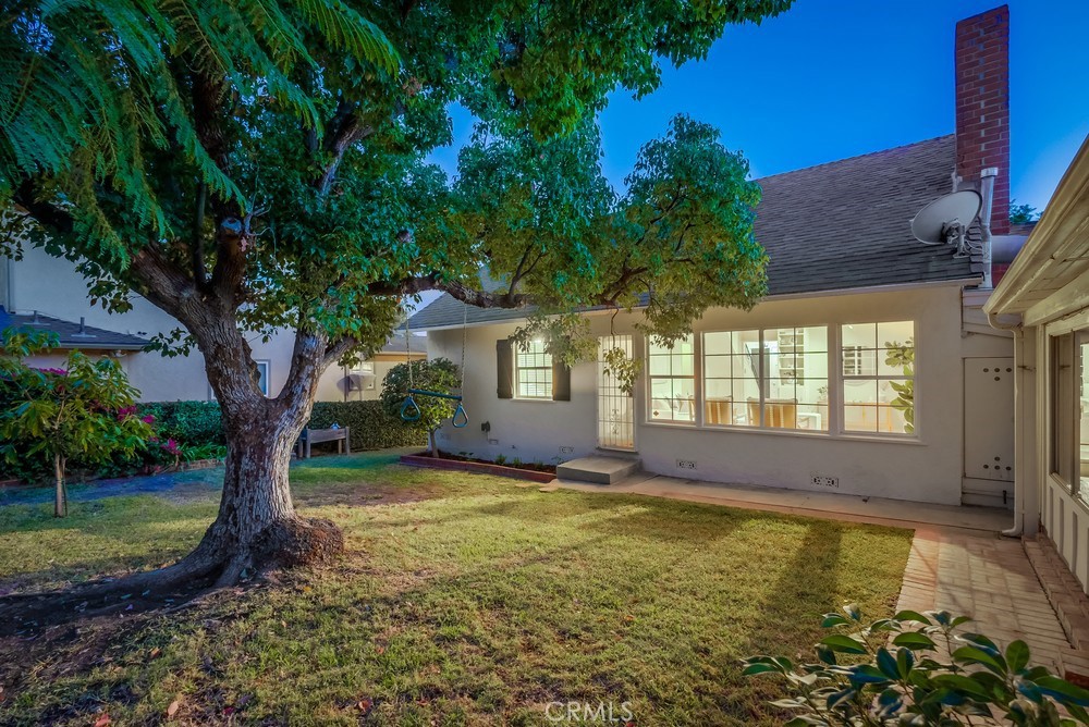 1606 W Santa Cruz Street