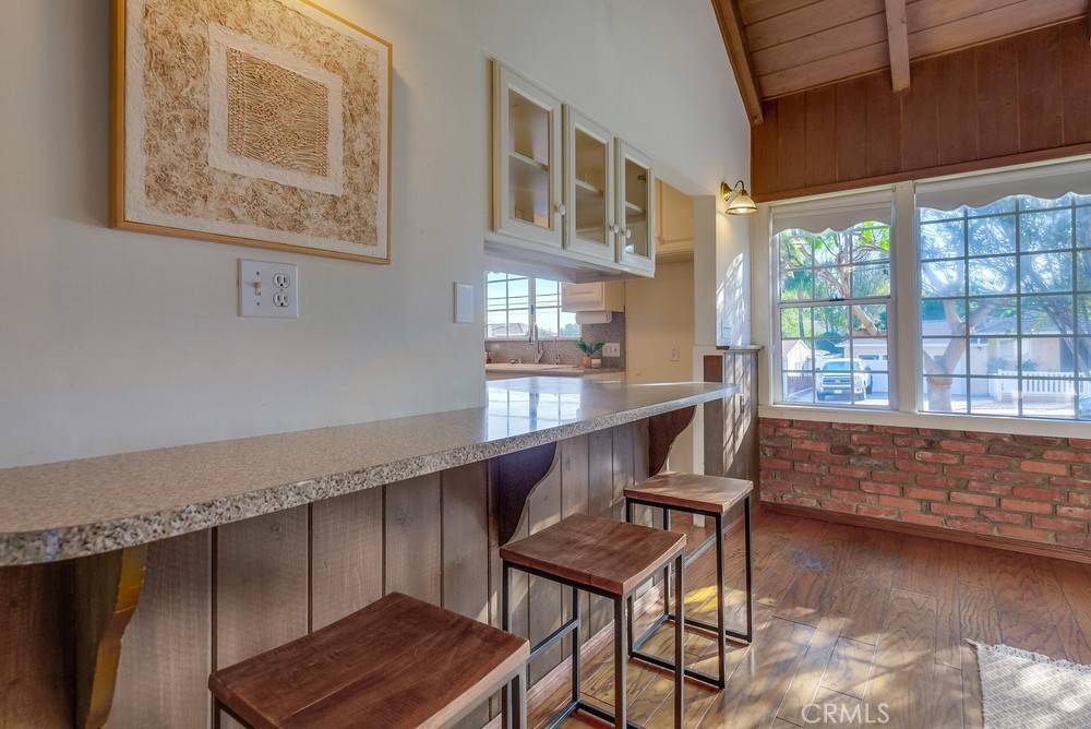 1606 W Santa Cruz Street