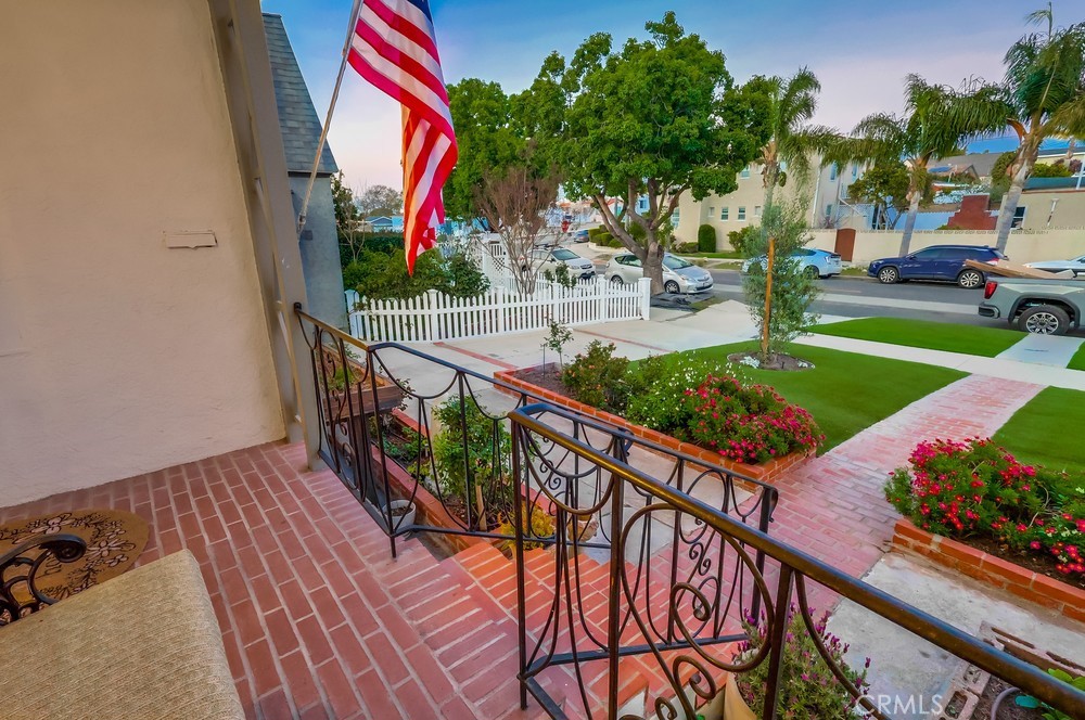 1917 S Walker Avenue