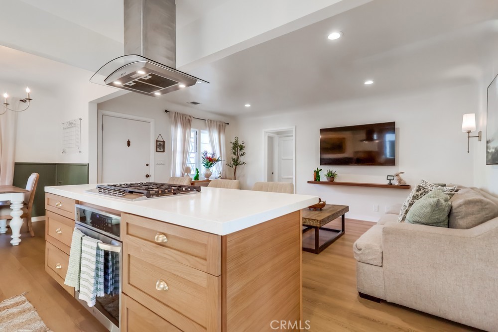 1917 S Walker Avenue