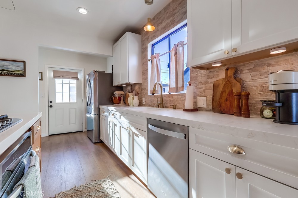 1917 S Walker Avenue