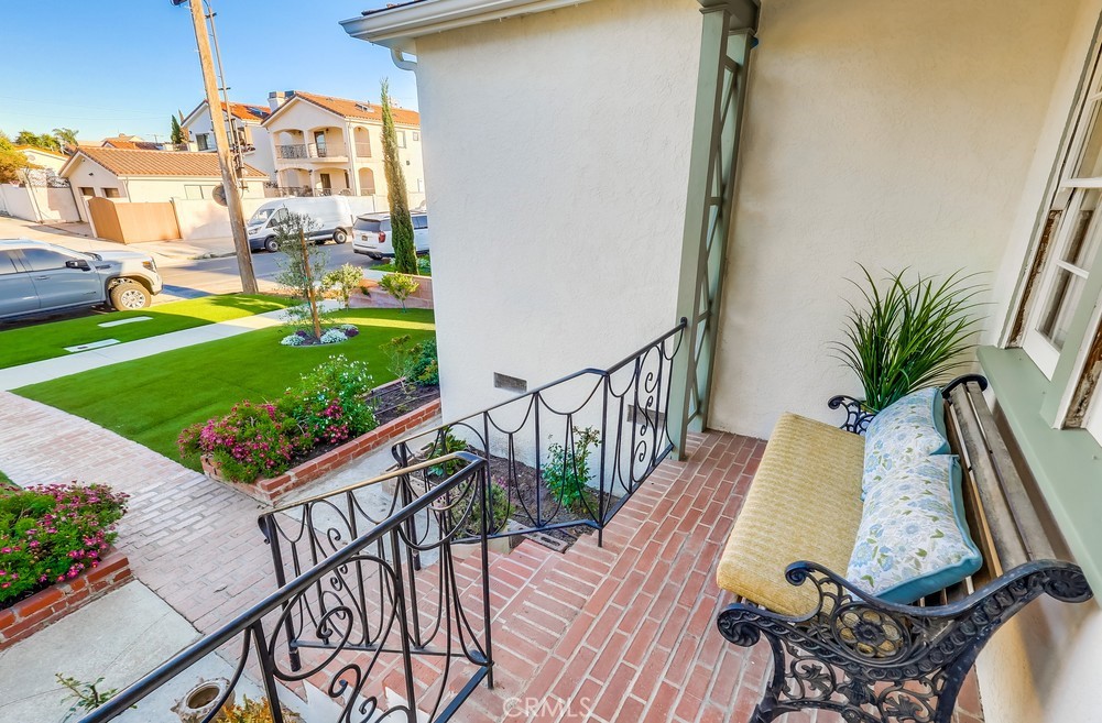 1917 S Walker Avenue