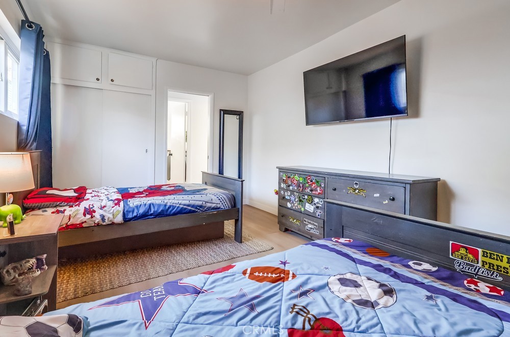 1917 S Walker Avenue