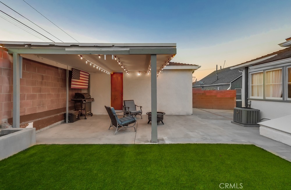 1917 S Walker Avenue