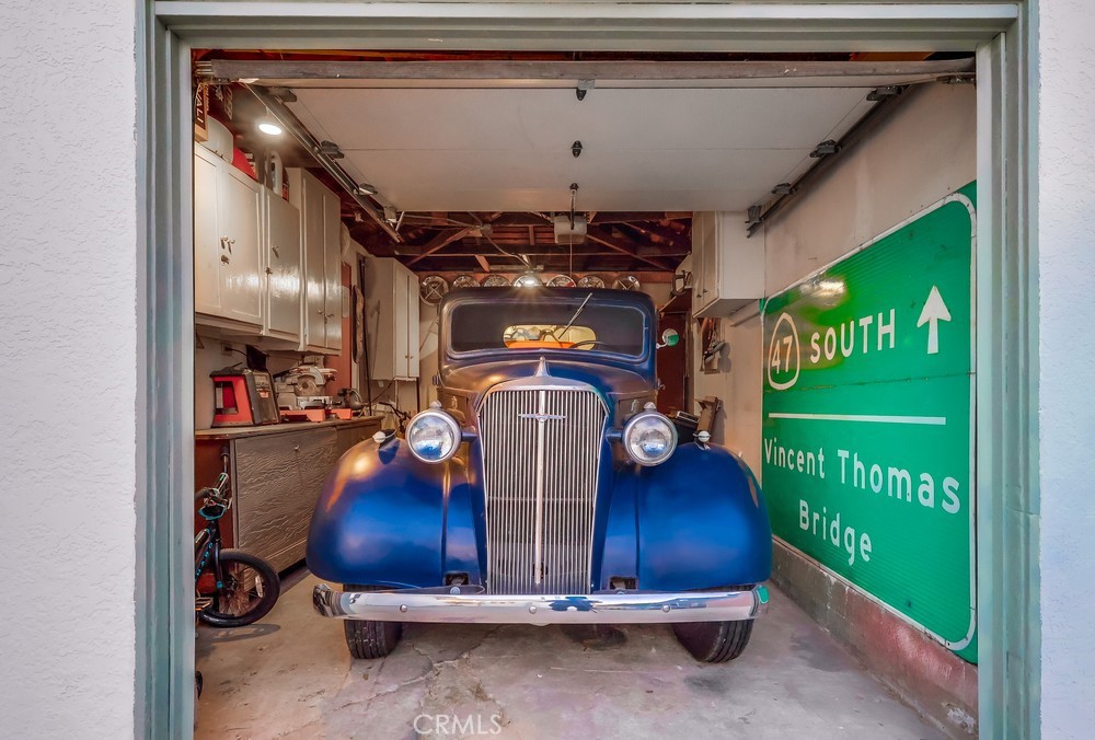 1917 S Walker Avenue