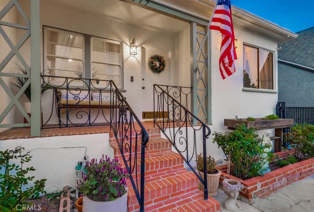 1917 S Walker Avenue