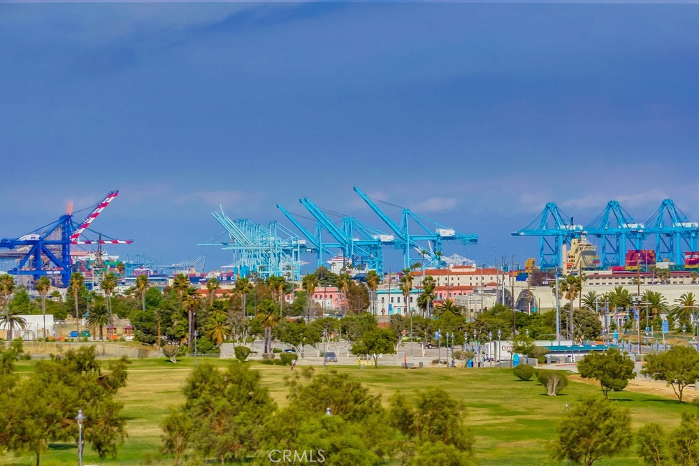 2019 S Crescent Avenue