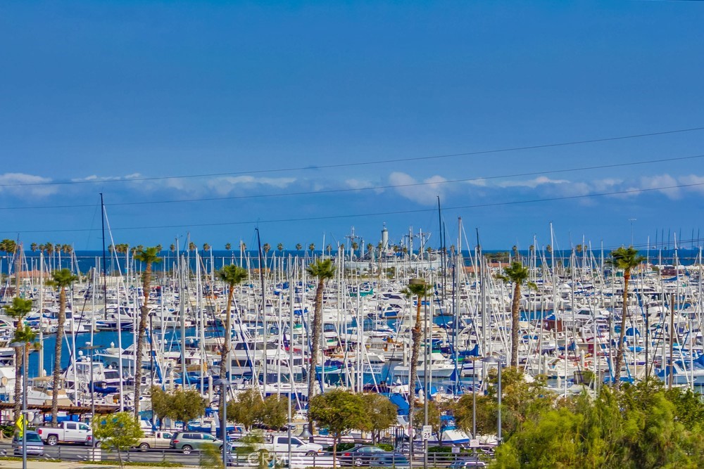 2019 S Crescent Avenue