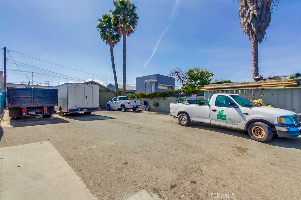 2019 S Crescent Avenue