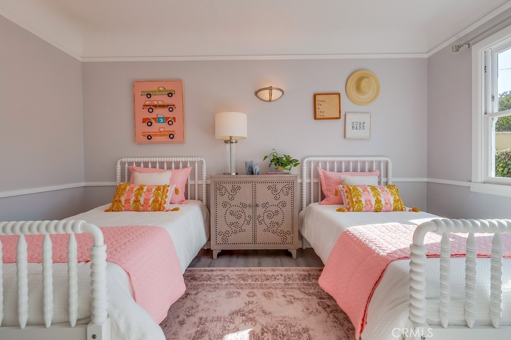 690 W Paseo Del Mar