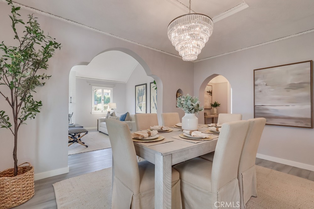 690 W Paseo Del Mar