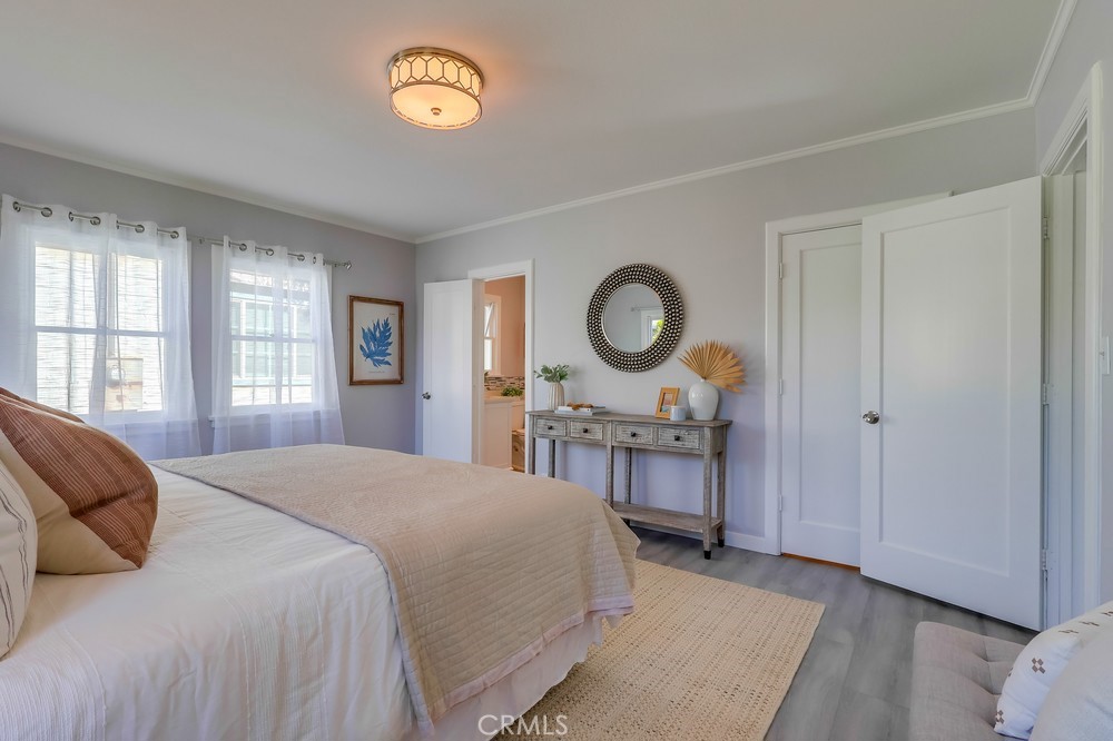 690 W Paseo Del Mar