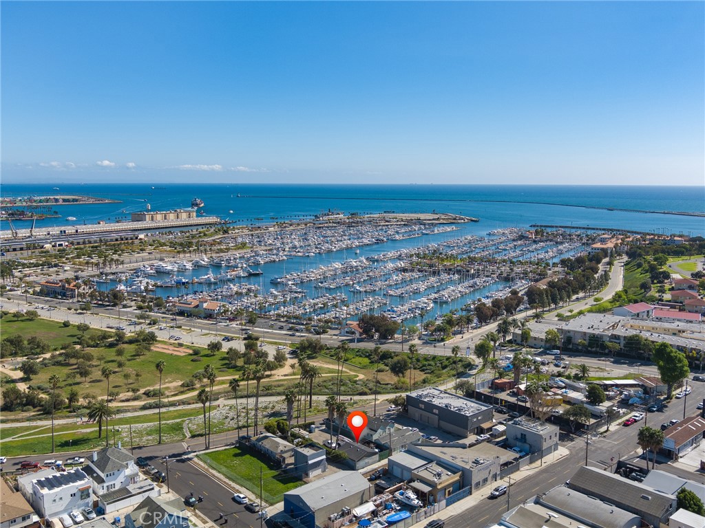 2019 S Crescent Avenue