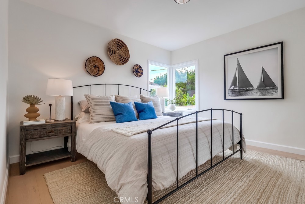 2609 S Leland Street