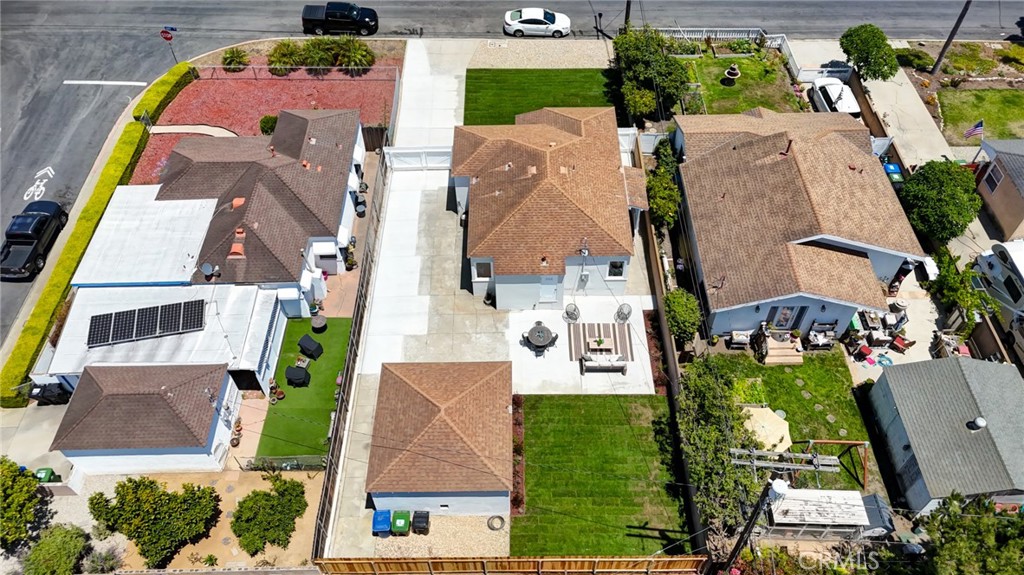 2609 S Leland Street