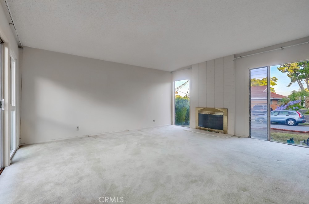 27909 Alaflora Drive