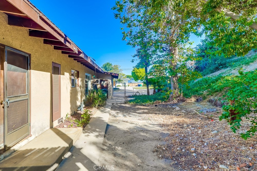 27909 Alaflora Drive