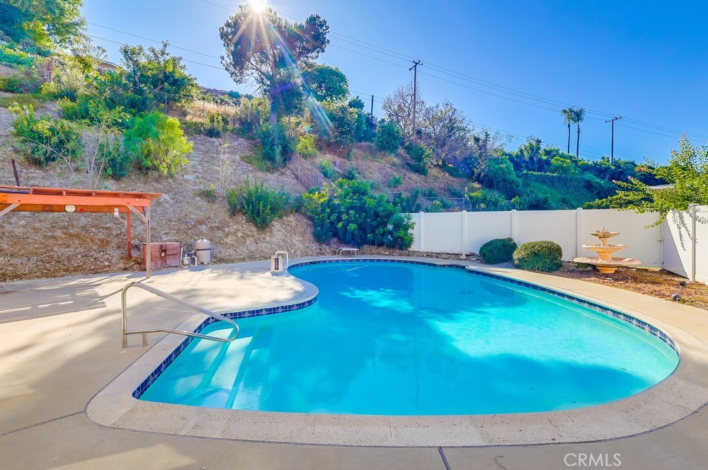 27909 Alaflora Drive