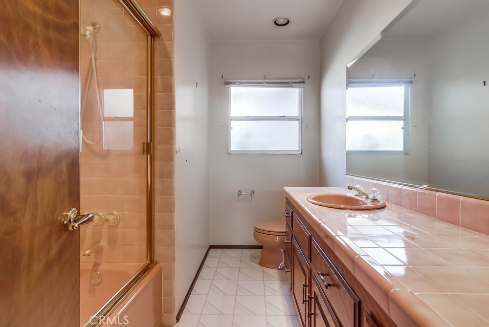 27909 Alaflora Drive