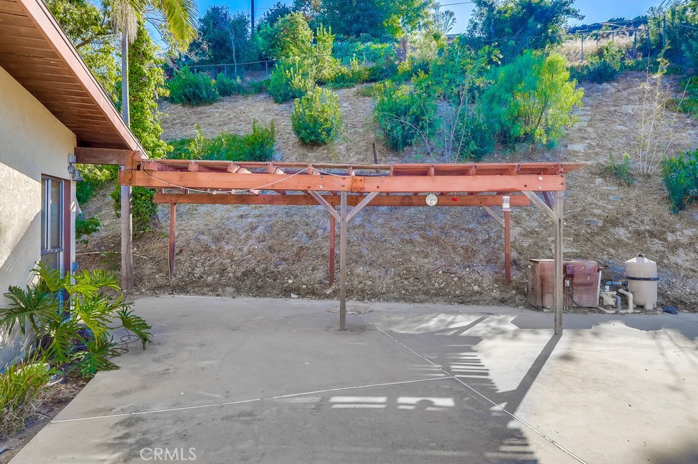 27909 Alaflora Drive