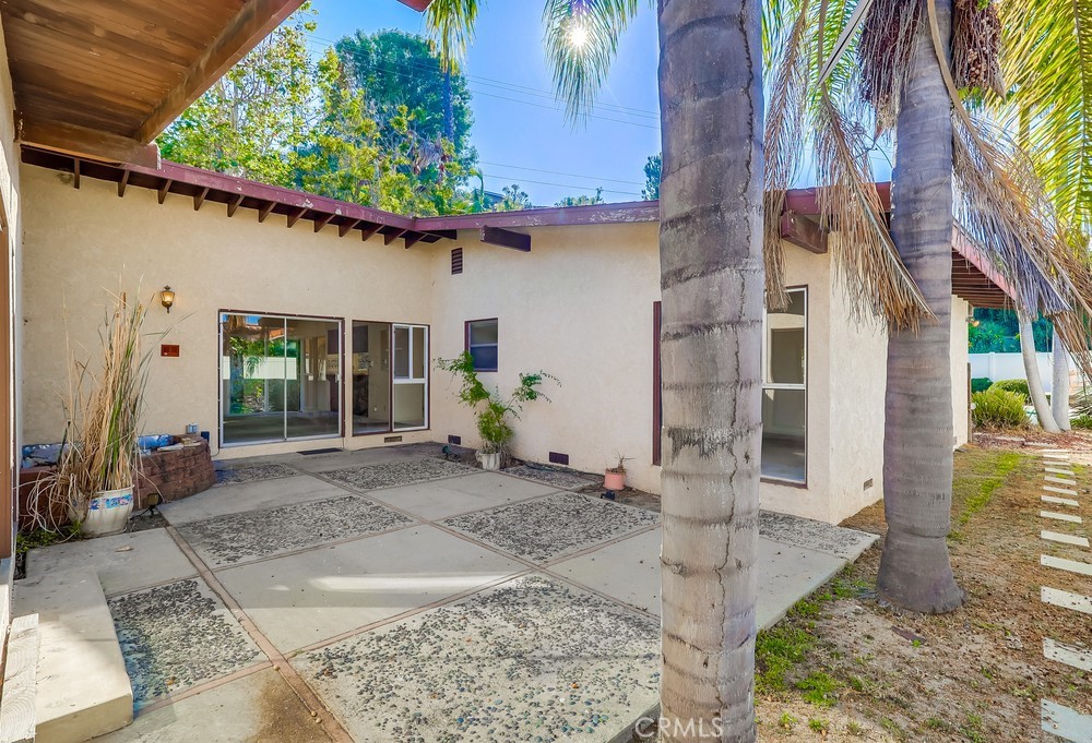 27909 Alaflora Drive