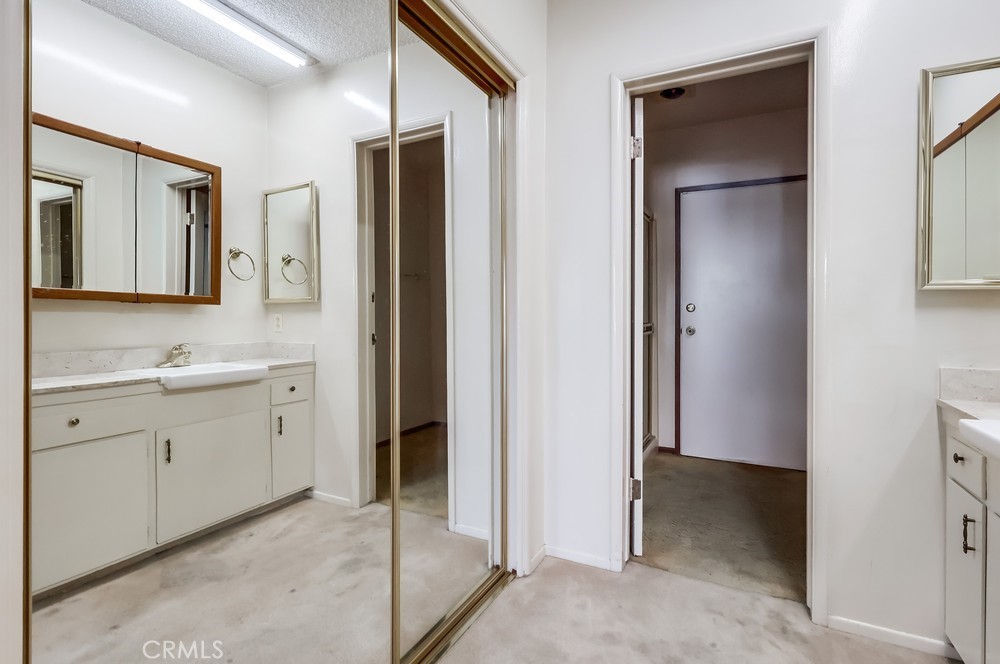 27909 Alaflora Drive