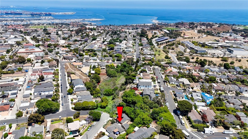 2741 S Walker Avenue