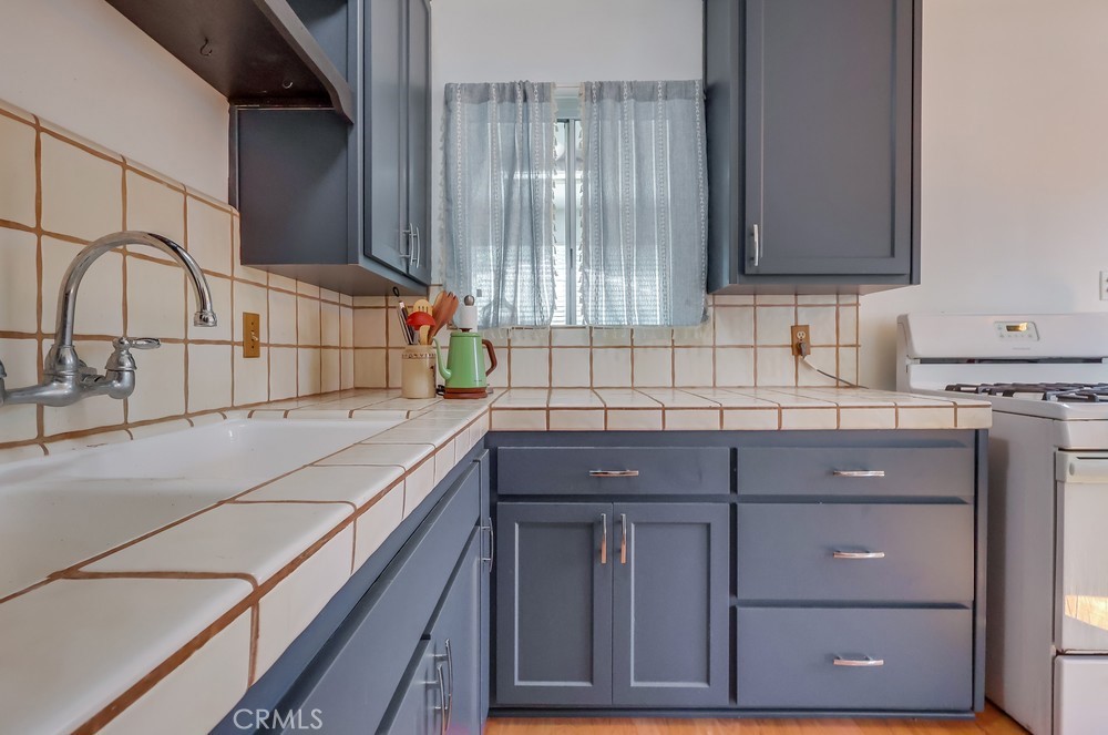 2741 S Walker Avenue