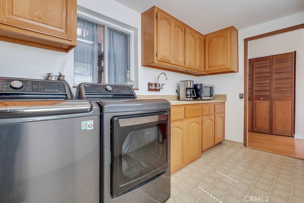 2741 S Walker Avenue