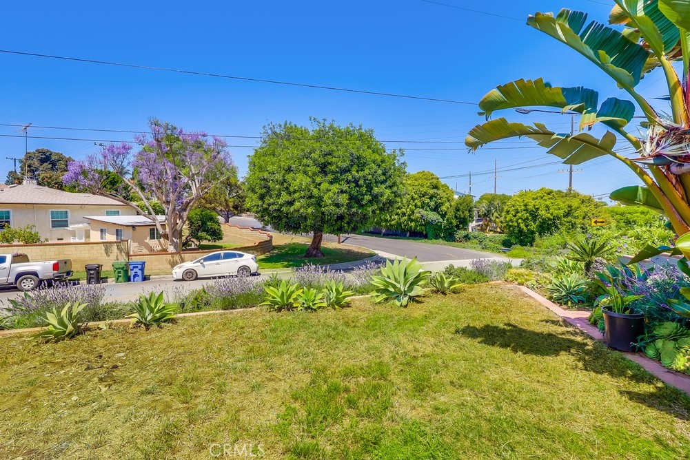 2741 S Walker Avenue