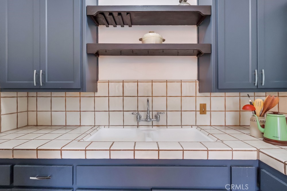 2741 S Walker Avenue