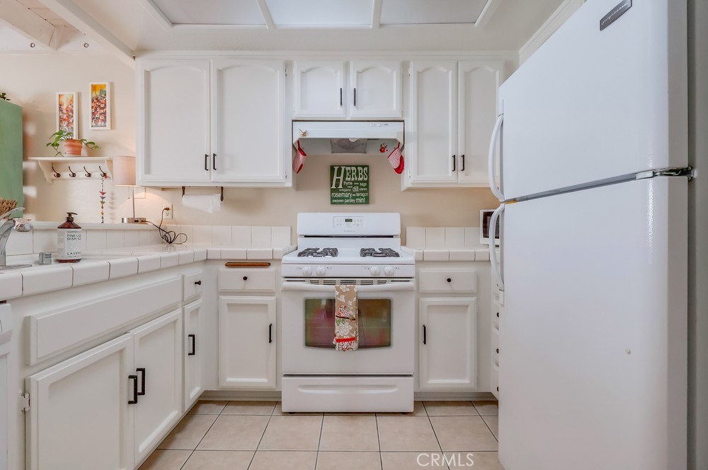 1282 N Park Western Drive 108