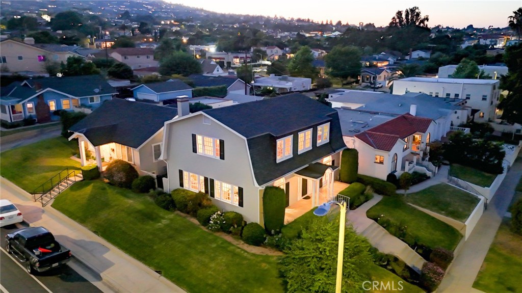 1239 S Patton Avenue