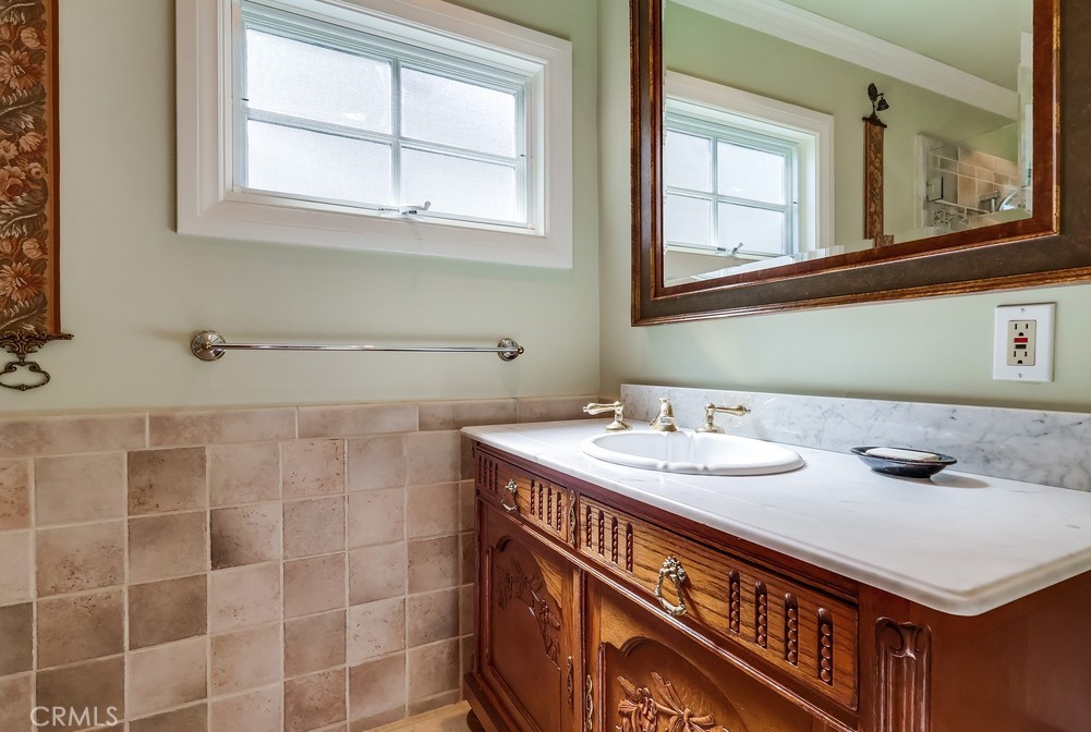 1239 S Patton Avenue