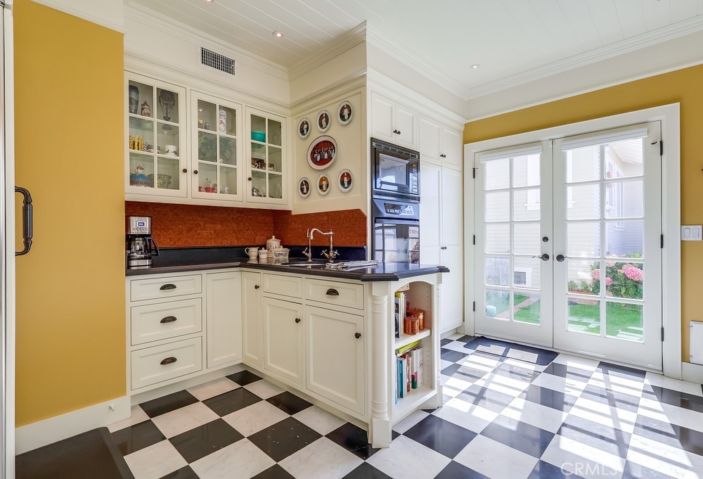 1239 S Patton Avenue